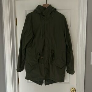 Alpha Industries x Urban Outfitters Fishtail Parka (slim fit) size small